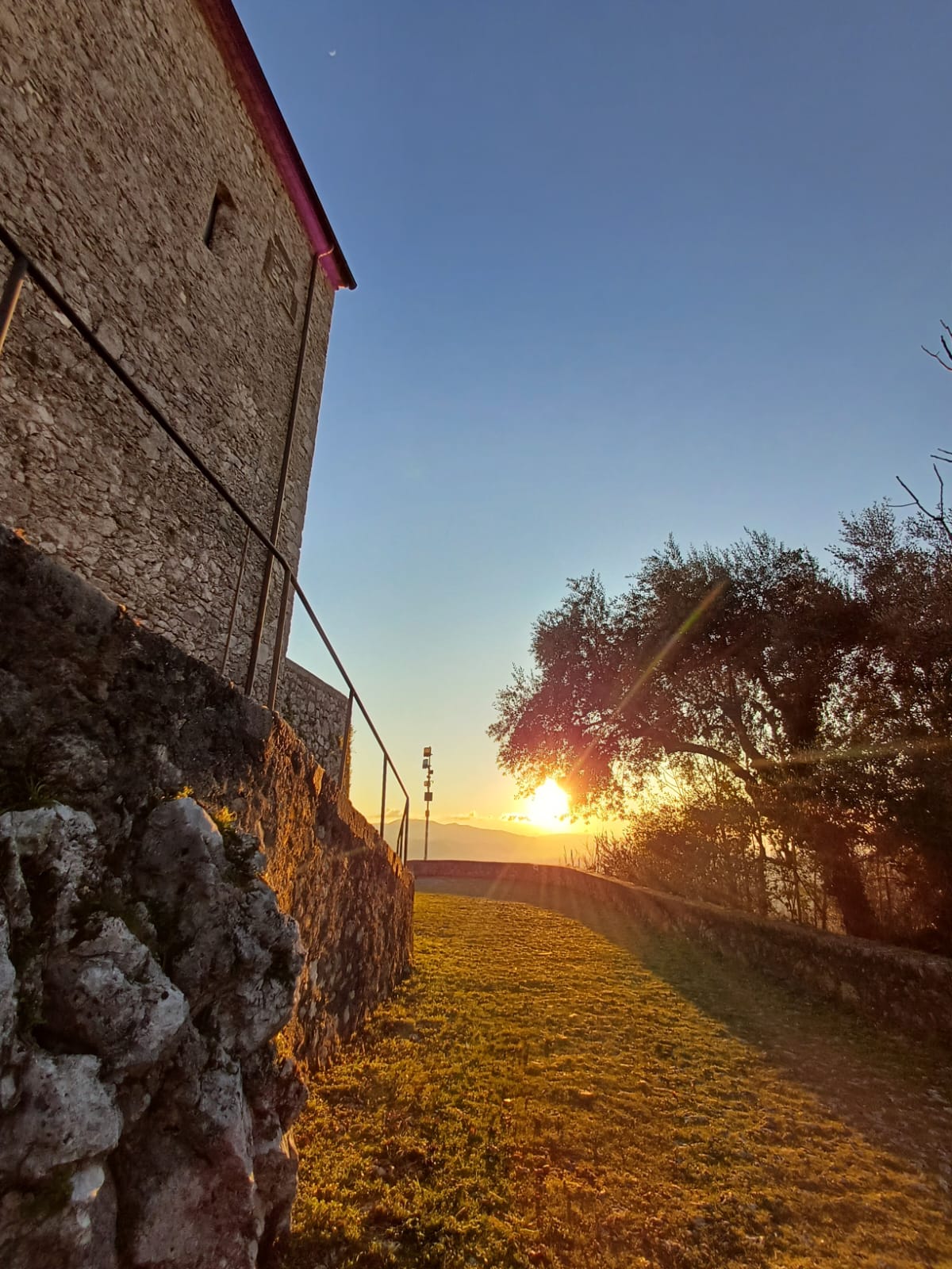 Dal monte Asprano, riflettendo tra natura e paraculismo green